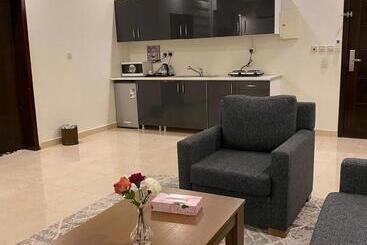 هتل Lova Suites