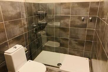 هتل Lova Suites