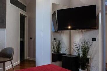 پانسیون B&b Luxury Italian House