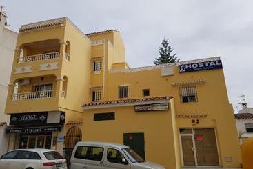 بنسيون Hostal San Luis
