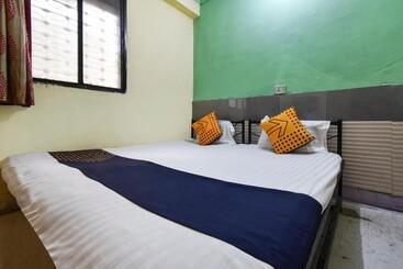 Spot On 64570 Hotel Deepali Lodging