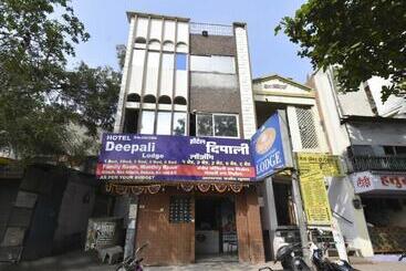 Spot On 64570 Hotel Deepali Lodging
