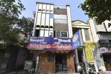 Spot On 64570 Hotel Deepali Lodging