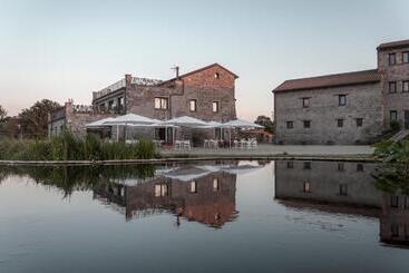 هتل I Cacciagalli Wine Resort