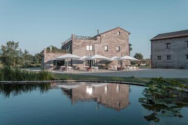 هتل I Cacciagalli Wine Resort