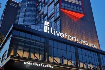 Livefortuna Hotel One Glass Of Welcome Drink In The Comfort Room Before 2024 12 31