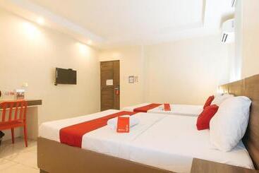 Reddoorz At V Plaza Hotel Manila
