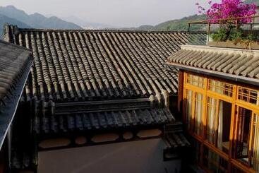 پانسیون Floral Tengchong Mountain Residence