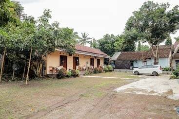 هاستل Penginapan Roro Mendut Syariah