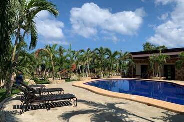 Camotes Ocean Heaven Resort