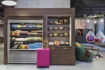 호텔 Moxy Lausanne City