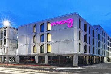 호텔 Moxy Lausanne City