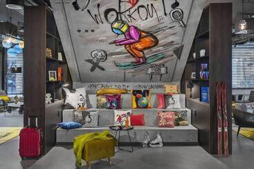 호텔 Moxy Lausanne City