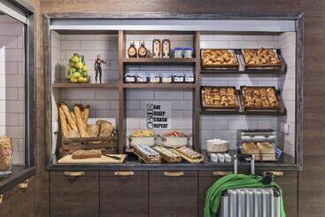 호텔 Moxy Lausanne City