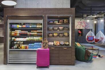 호텔 Moxy Lausanne City