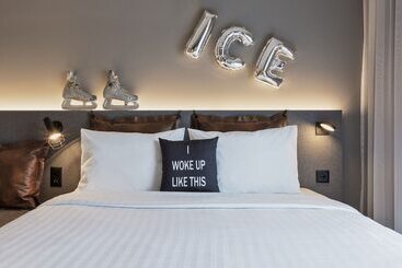 호텔 Moxy Lausanne City