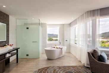 هتل Pullman Rotorua