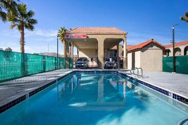 هتل Palmdale Antelope Valley Listing Partner