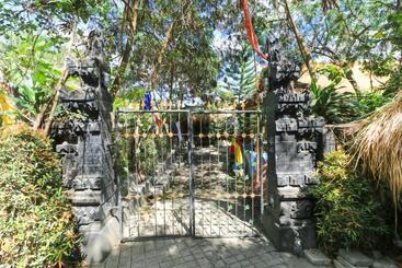 تختخواب و صبحانه Sunari Guesthouse