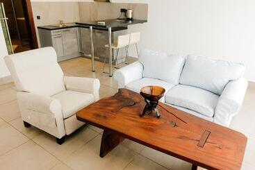 هتل Kasumai Beach Resort