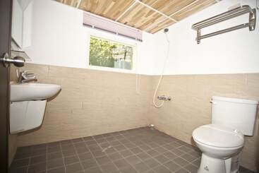 پانسیون Chulu Ecological Farm B&b