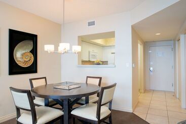 Doubletree Resort & Spa By Hilton Ocean Pointn. Miami Beach