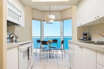 Doubletree Resort & Spa By Hilton Ocean Pointn. Miami Beach