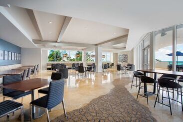 Doubletree Resort & Spa By Hilton Ocean Pointn. Miami Beach