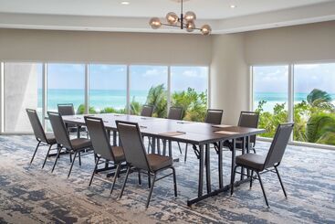 Doubletree Resort & Spa By Hilton Ocean Pointn. Miami Beach