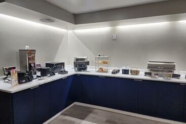 هتل Best Western Buffalo Inn & Suites