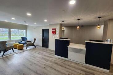 هتل Best Western Buffalo Inn & Suites