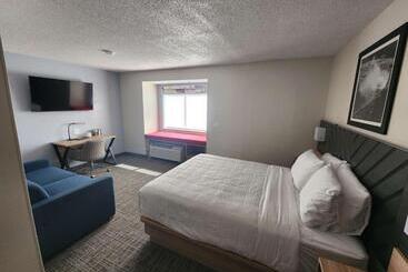 هتل Best Western Buffalo Inn & Suites
