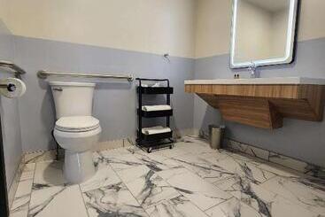 هتل Best Western Buffalo Inn & Suites