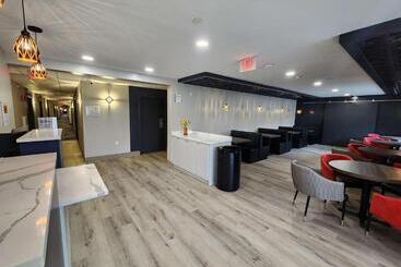 هتل Best Western Buffalo Inn & Suites