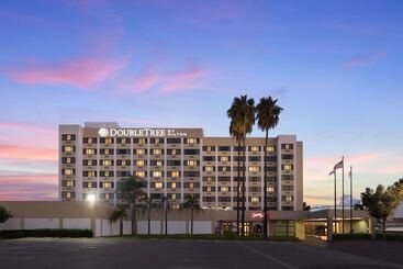 هتل Doubletree By Hilton Los Angeles Norwalk