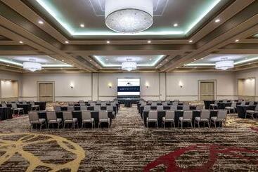 هتل Doubletree By Hilton Los Angeles  Norwalk