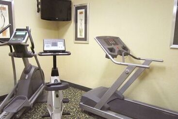 هتل Extended Stay America Select Suites   Orlando   Lake Mary   1040 Greenwood Blvd