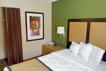 هتل Extended Stay America Select Suites   Orlando   Lake Mary   1040 Greenwood Blvd