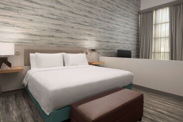 هتل Hilton Garden Inn Marina Del Rey