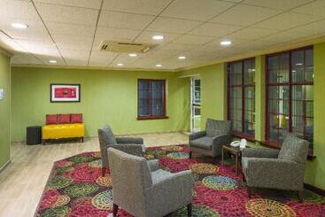 ホテル Holiday Inn Express Frazer   Malvern, An Ihg