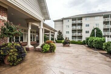 Leconte Hotel & Convention Center, Ascend Hotel Collection