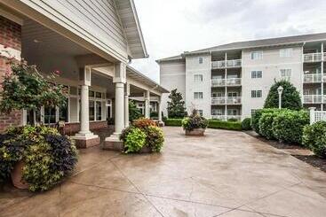 Leconte Hotel & Convention Center, Ascend Hotel Collection