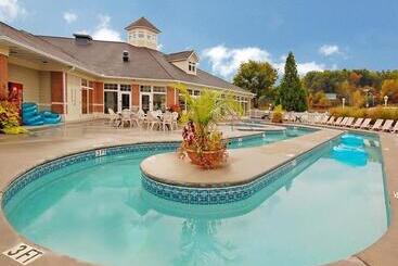 Leconte Hotel & Convention Center, Ascend Hotel Collection