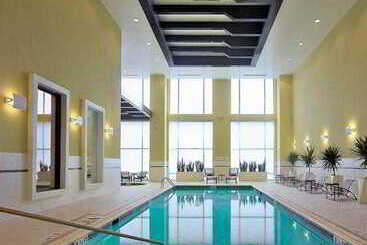 هتل Marriott Louisville East