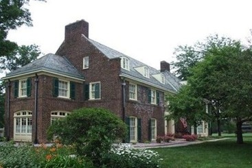 هتل Montague Inn Bed & Breakfast