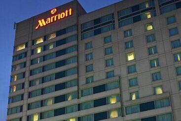 هتل Philadelphia Airport Marriott