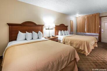 هتل Quality Inn & Suites At Dollywood Lane
