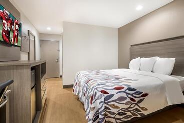 فندق Red Roof Inn Sulphur