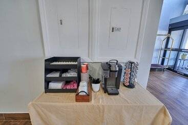 ホテル The Mariner Resort Cape Cod By The Red Collection