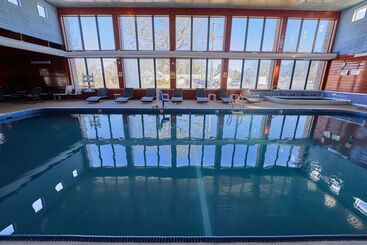 ホテル The Mariner Resort Cape Cod By The Red Collection